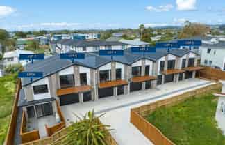 20 Sabot Place, Massey