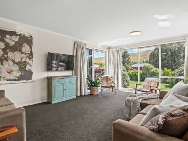 10 Coburn Place, Lake Hayes Estate