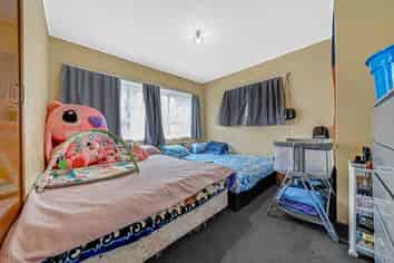 295 Bairds Road, Otara