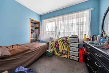 295 Bairds Road, Otara