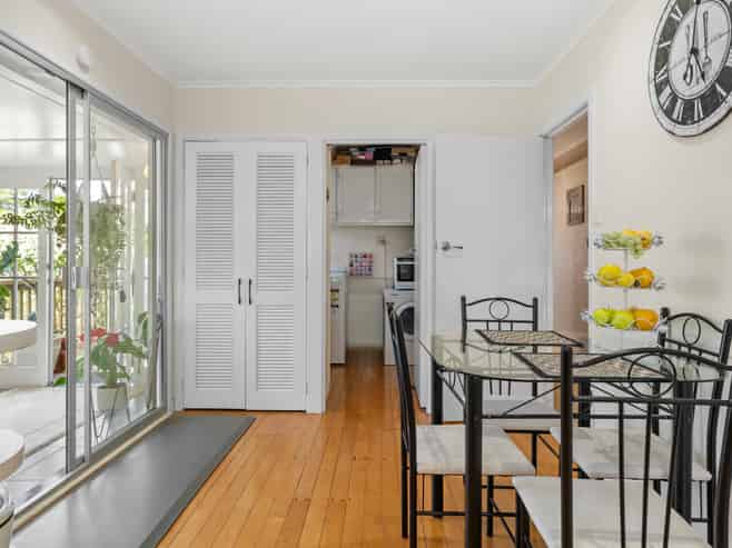 27 Miro Road, Mangere Bridge