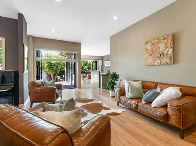 55 Hattaway Avenue, Bucklands Beach