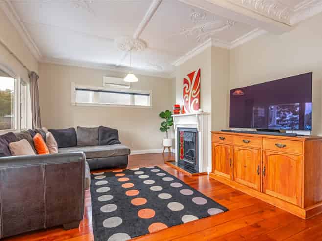 92 Lyndhurst Street, Takaro