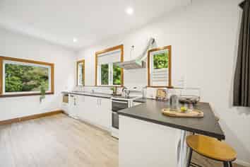 21 Laura Avenue, Brooklyn