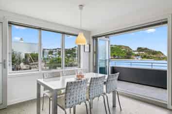 100 Owhiro Bay Parade, Owhiro Bay