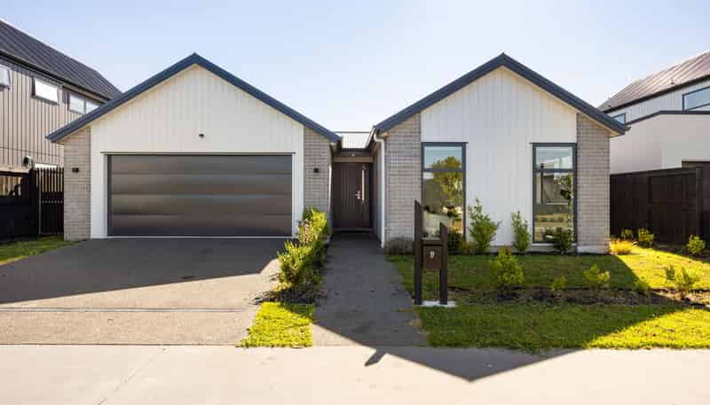 19 Guillaume Street, Chartwell