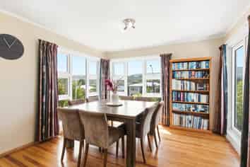 72 Redwood Avenue, Tawa