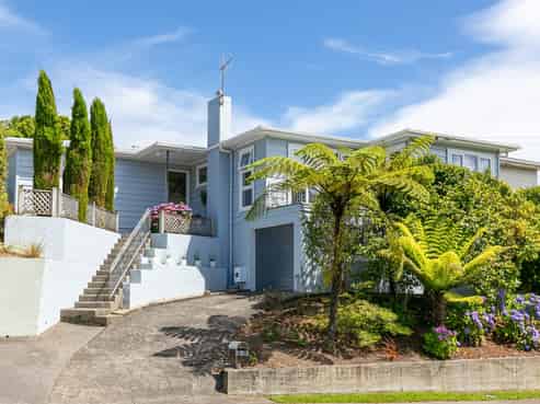 72 Redwood Avenue, Tawa