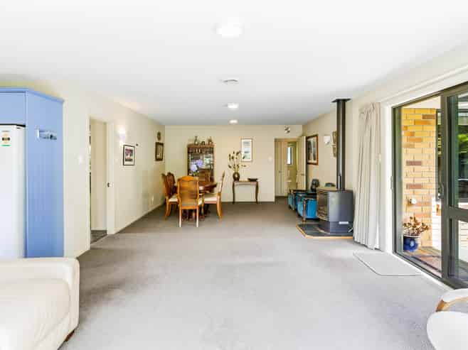 2 Ronay Street, Bradford