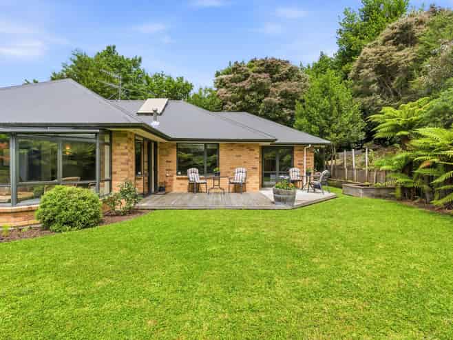 2 Ronay Street, Bradford