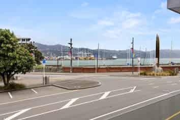 10/74 Oriental Parade, Oriental Bay