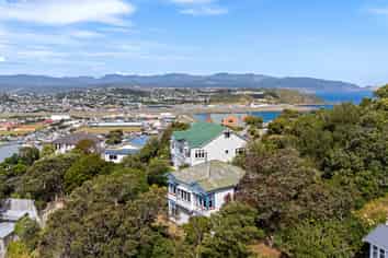 25 Sutherland Crescent, Melrose