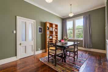 25 Sutherland Crescent, Melrose