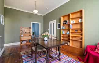 25 Sutherland Crescent, Melrose