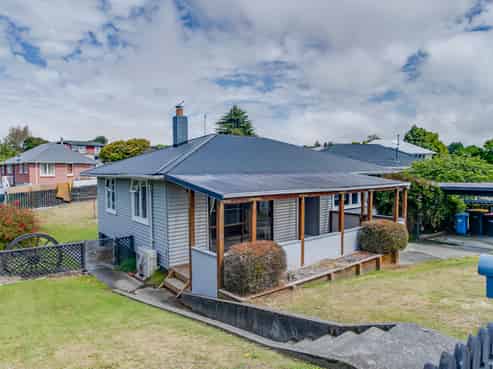 6 Hawkey Street, Kensington