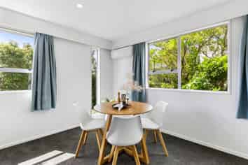 5 Brydon Way, Paparangi