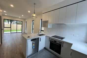 10/241 Don Buck Road, Massey