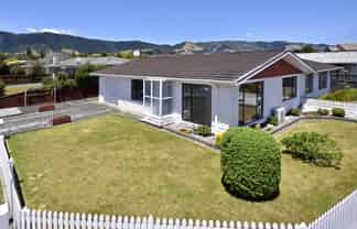 1/353 Nayland Road, Stoke