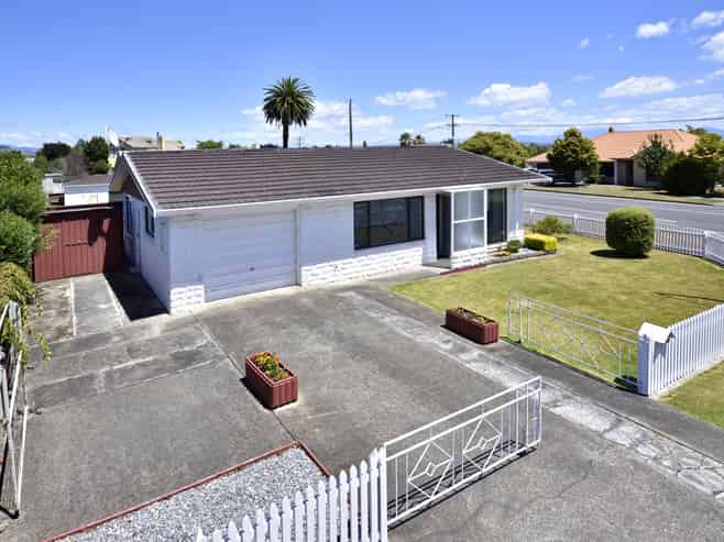 1/353 Nayland Road, Stoke