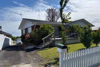68 Reeves Road, Pakuranga Heights