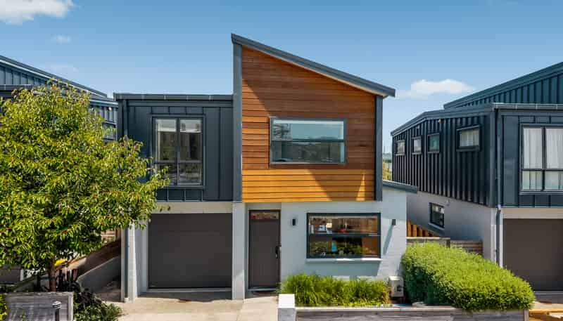 10 Whakaora Lane, Flat Bush