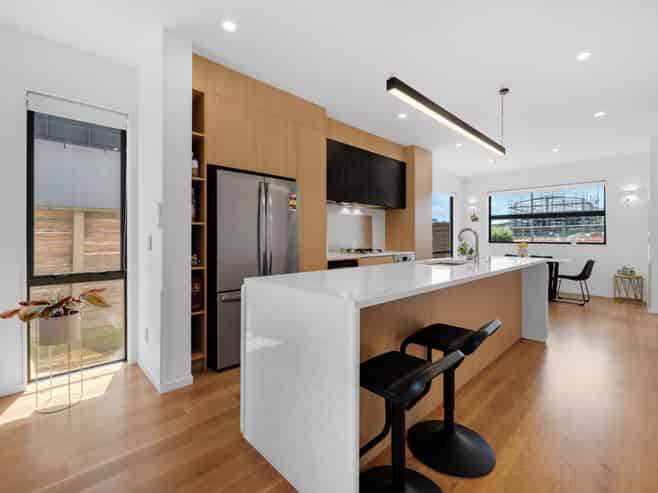 10 Whakaora Lane, Flat Bush