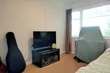 74 Matai Rd, Raumati South