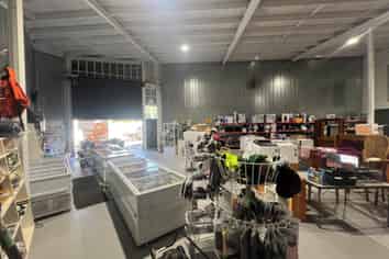 FUNCTIONAL PREMISES ON SH10
