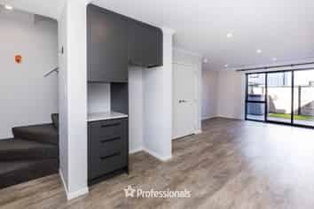 18 Betty Boyes Street, Wallaceville