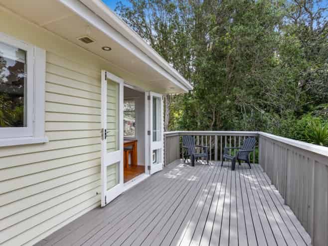 11 Waters Place, New Lynn