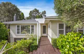 11 Waters Place, New Lynn