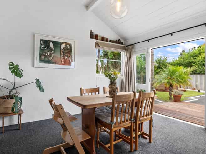 12 McLaren Falls Road, Lower Kaimai