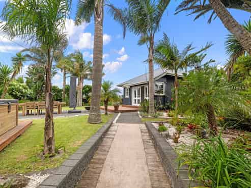 12 McLaren Falls Road, Lower Kaimai