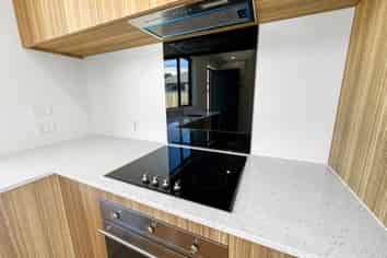 2/116 Aldwins Road, Phillipstown