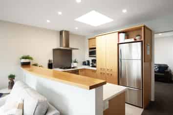 4/148 Evans Bay Parade, Roseneath