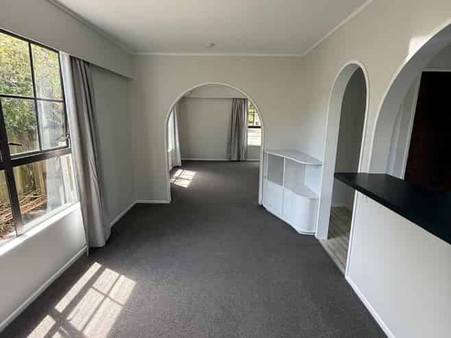 8A Mallard Grove, Churton Park