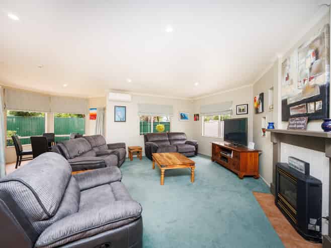 38 East Street, Feilding