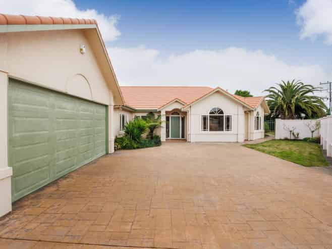 38 East Street, Feilding