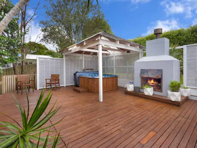 24 Kingdale Road, Henderson