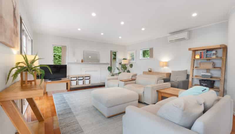 24 Kingdale Road, Henderson