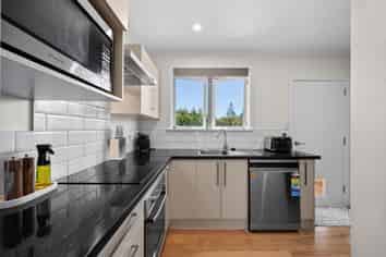 64 La Trobe Street, Pakuranga Heights