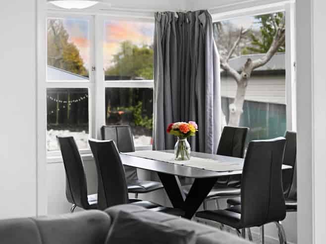 59 Resthill Crescent, Glenview