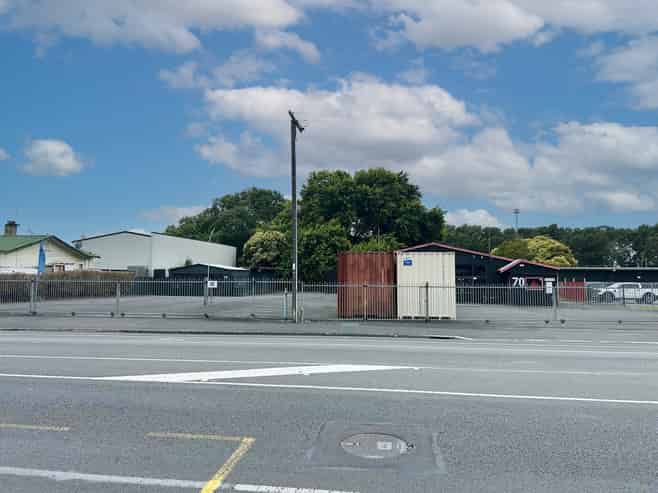 Profile, warehouse and huge yard