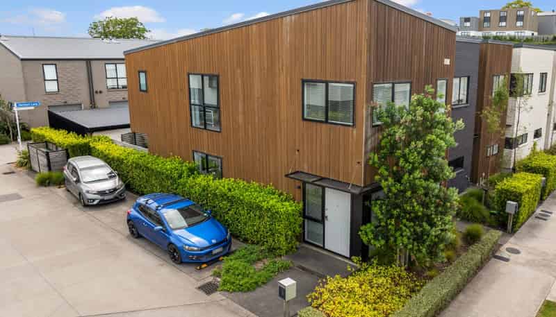 2 Kikorangi Lane, Mount Wellington