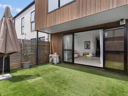 2 Kikorangi Lane, Mount Wellington