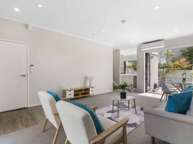 11 Whale Road, Mount Wellington