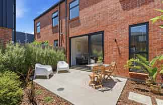 54 Tahuhu Road, Mount Wellington