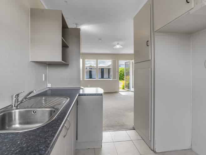 2/77 Wellington Street, Howick