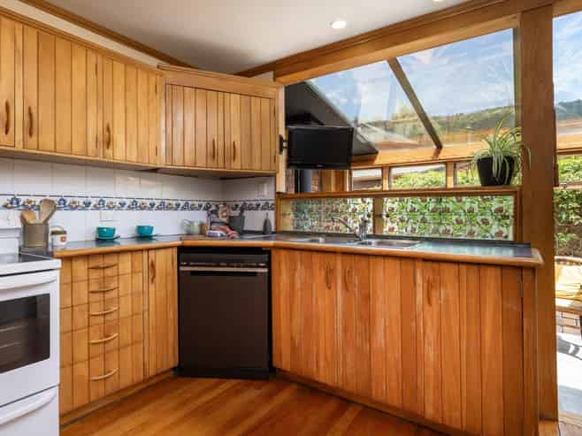 8 Brook Terrace, The Brook