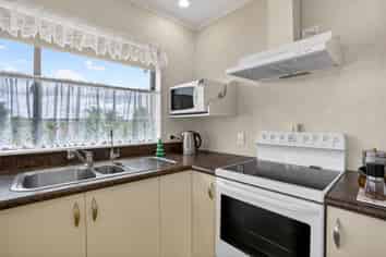 2/169 Wellington Street, Pukekohe